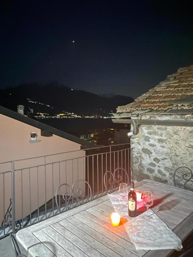 Independent Stone House With Lake View Musso Bagian luar foto